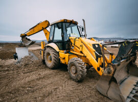 close-up-details-of-massive-working-machinery-PB8MFZE